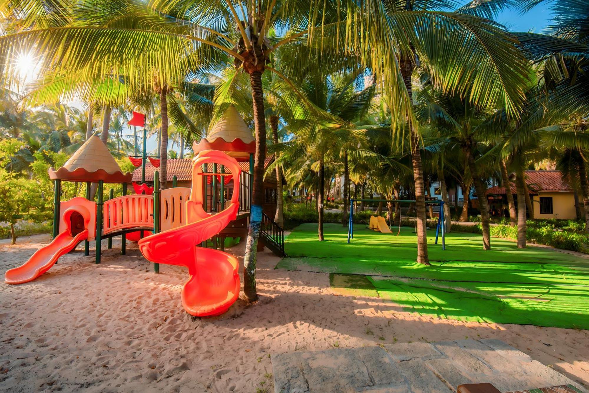 Sea Lion Beach Resort Муи Не Екстериор снимка