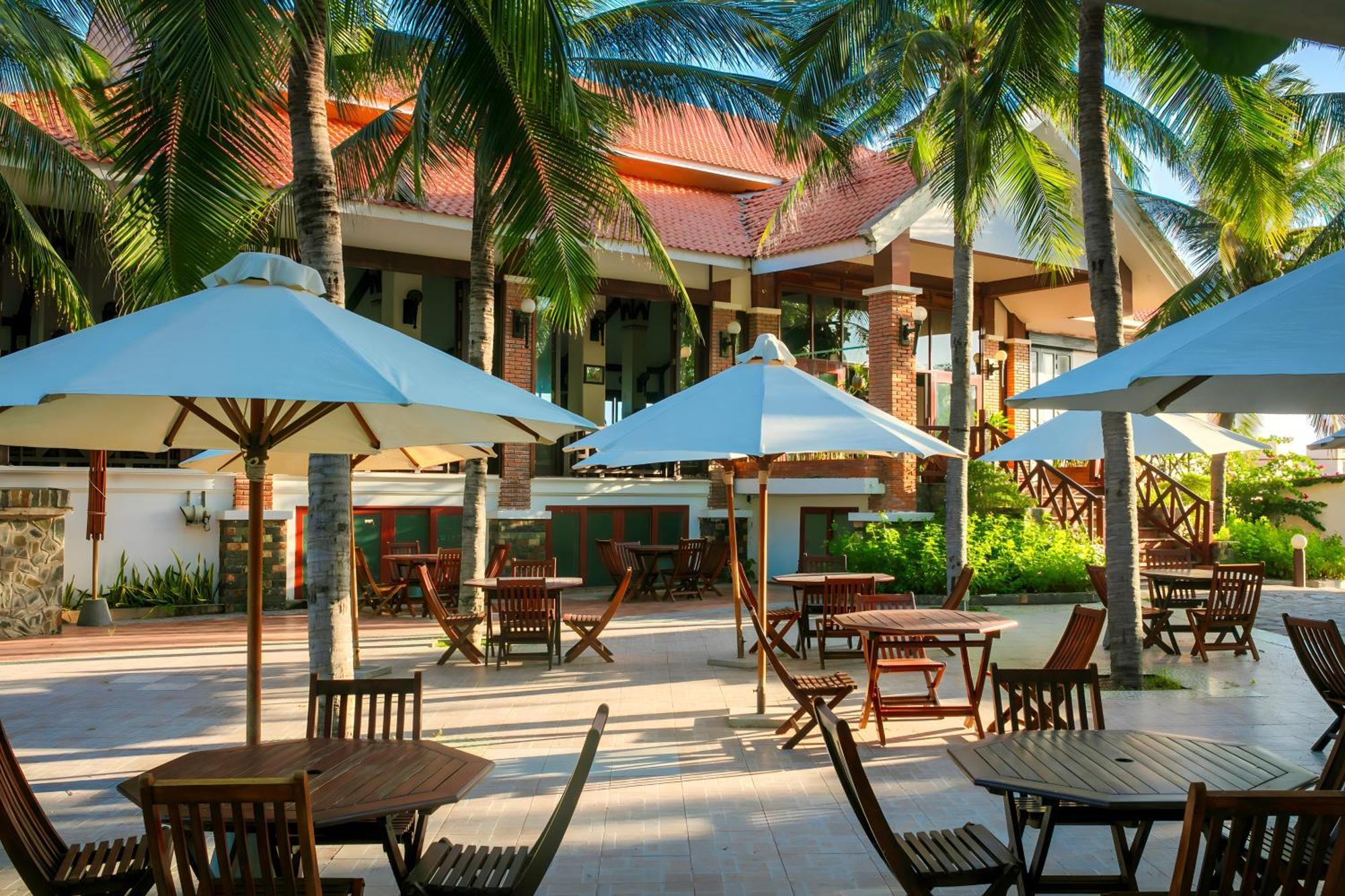 Sea Lion Beach Resort Муи Не Екстериор снимка