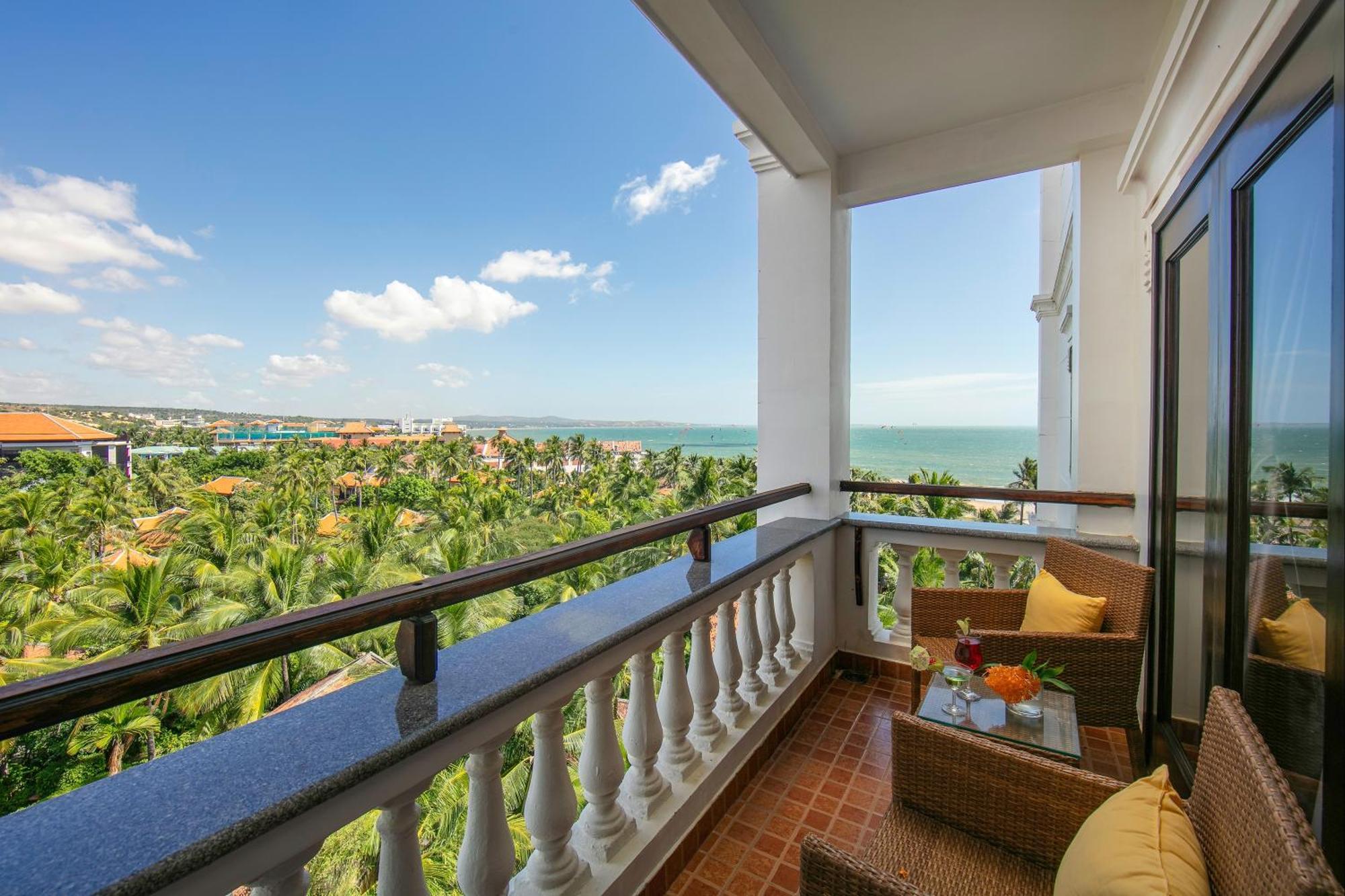 Sea Lion Beach Resort Муи Не Екстериор снимка